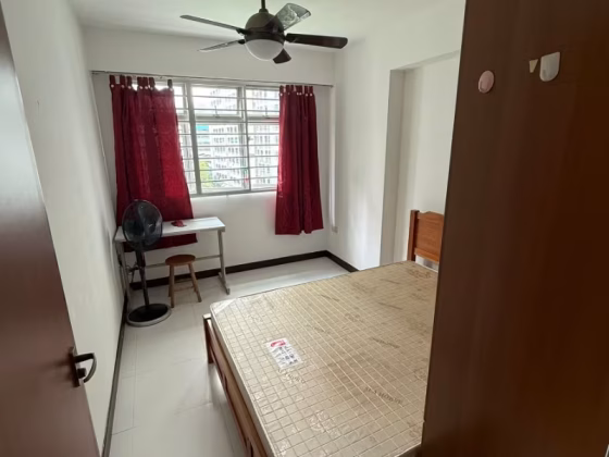 单间出租 • 裕廊西 • 183D Boon Lay Avenue • S$900 • 5房(4臥室) • 普通房 照片