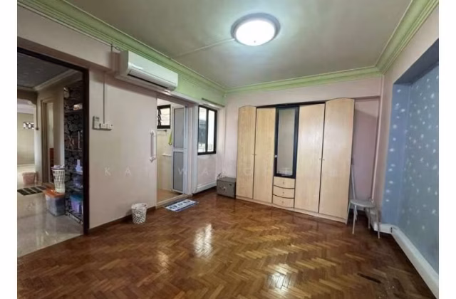 单间出租 • 义顺 • 299 Yishun Street 20 • S$1100 • 4房(3臥室) • 普通房