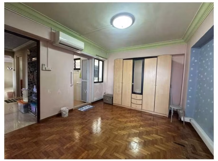 单间出租 • 义顺 • 299 Yishun Street 20 • S$1100 • 4房(3臥室) • 普通房 照片