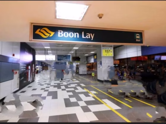 房屋出售 • 裕廊西 • 668A Jurong West Street 64 • S$580000 • 3房(2臥室) • 915ft² / 85m² 照片