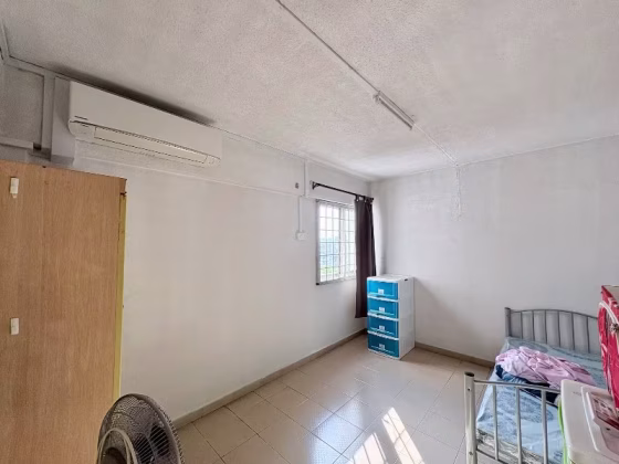 单间出租 • 宏茂桥 • 474 Ang Mo Kio Avenue 10 • S$1000 • 4房(3臥室) • 普通房 照片