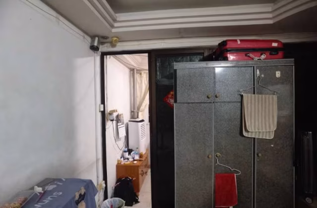 单间出租 • 裕廊西 • 345 Kang Ching Road • S$800 • 5房(4臥室) • 佣人房