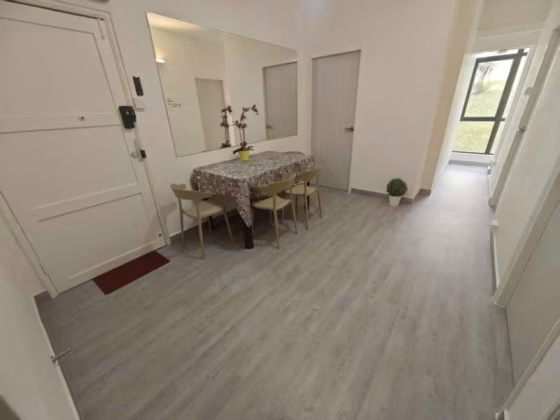 单间出租 • 诺维娜 •  Novena Court • S$1100 • 住宅公寓 • 普通房 照片