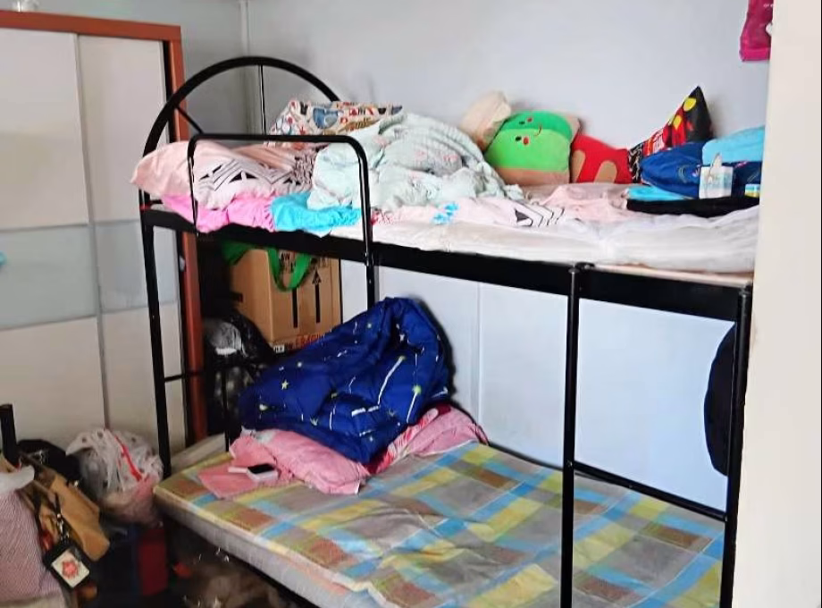 单间出租 • 裕廊西 • 471 Jurong West Street 41 • S$450 • 3房(2臥室) • 主人房 照片