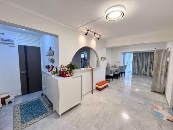 单间出租 • 裕廊东 • 220 Jurong East Street 21 • S$600 • 5房(4臥室) • 床位出租 照片