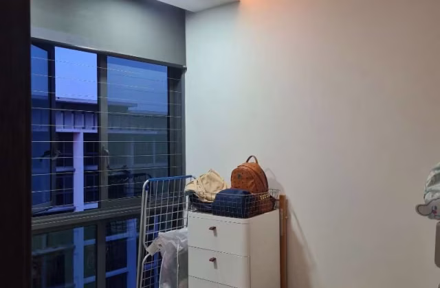 单间出租 • 义顺 •  Symphony Suites • S$1200 • 住宅公寓 • 普通房