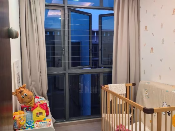 单间出租 • 义顺 •  Symphony Suites • S$1200 • 住宅公寓 • 普通房 照片