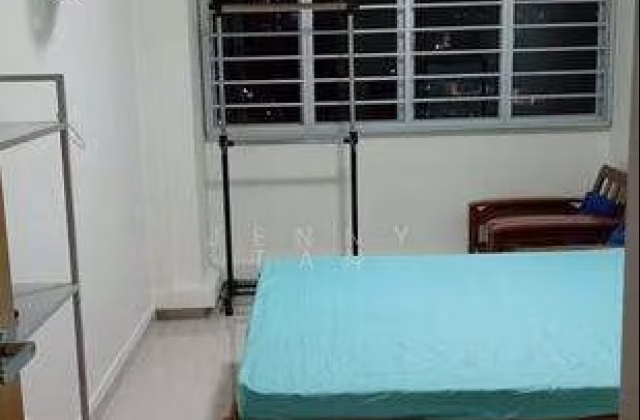 单间出租 • 蔡厝港 • 626 Choa Chu Kang Street 62 • S$800 • 3房(2臥室) • 普通房
