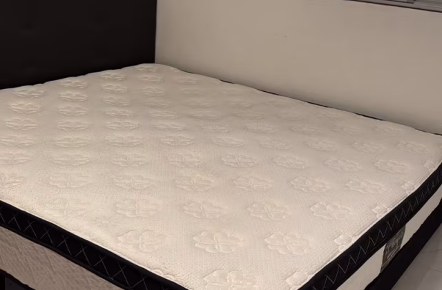 单间出租 • 武吉巴督 • 228 Bukit Batok Central • S$850 • 3房(2臥室) • 普通房