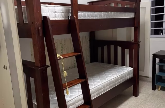 单间出租 • 宏茂桥 • 433 Ang Mo Kio Avenue 10 • S$490 • 3房(2臥室) • 普通房