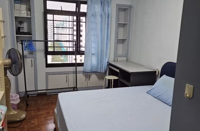 单间出租 • 裕廊西 • 667C Jurong West Street 65 • S$700 • 5房(4臥室) • 普通房