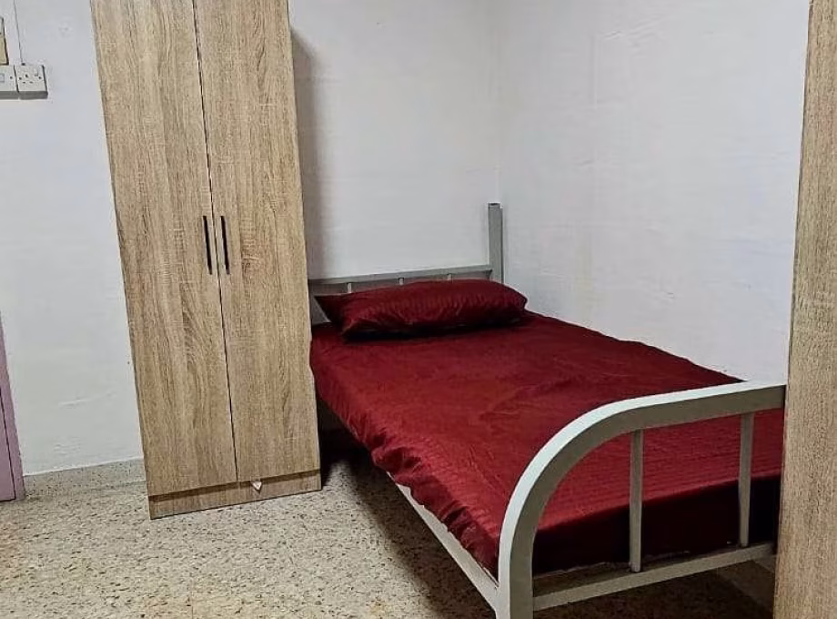 单间出租 • 宏茂桥 • 465 Ang Mo Kio Avenue 10 • S$650 • 5房(4臥室) • 床位出租 照片