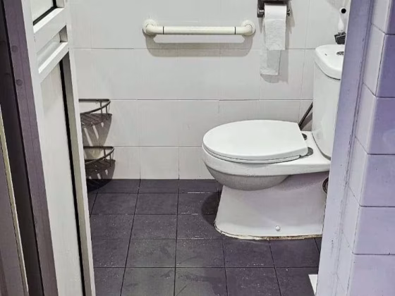 单间出租 • 宏茂桥 • 465 Ang Mo Kio Avenue 10 • S$650 • 5房(4臥室) • 床位出租 照片