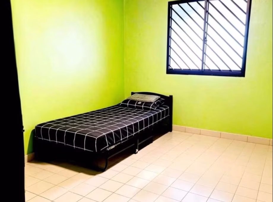 单间出租 • 武吉巴督 • 410 Bukit Batok West Avenue 4 • S$850 • 3房(2臥室) • 普通房 照片