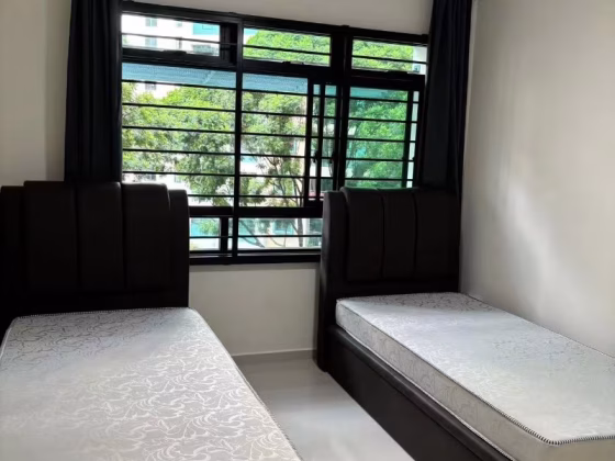 单间出租 • 裕廊西 • 683C Jurong West Street 64 • S$600 • 5房(4臥室) • 床位出租 照片