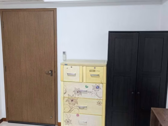 单间出租 • 义顺 • 475B Yishun Street 44 • S$1000 • 4房(3臥室) • 普通房 照片