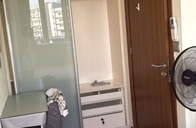 单间出租 • 实龙岗 •  The Vue • S$1000 • 住宅公寓 • 普通房