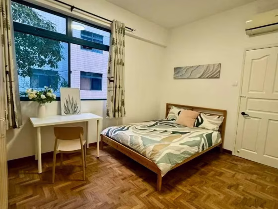 单间出租 • 芽笼 •  Palm Lodge • S$1850 • 住宅公寓 • 主人房 照片