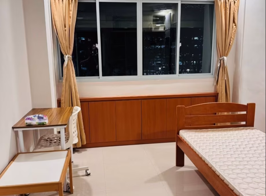单间出租 • 兀兰 • 613 Woodlands Avenue 4 • S$800 • 3房(2臥室) • 普通房 照片