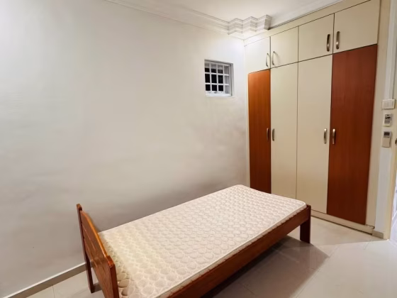单间出租 • 兀兰 • 613 Woodlands Avenue 4 • S$800 • 3房(2臥室) • 普通房 照片