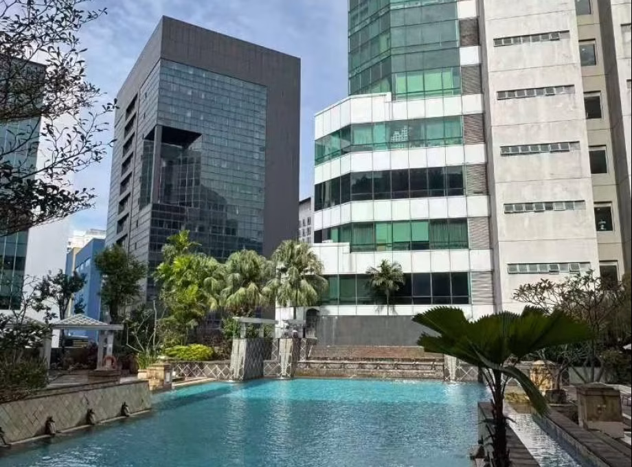 单间出租 • 梧槽 •  Sunshine Plaza • S$800 • 住宅公寓 • 佣人房 照片