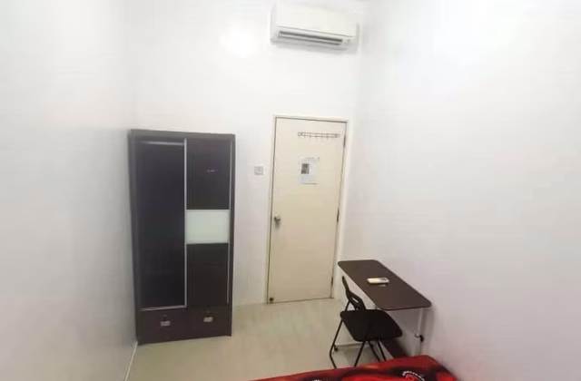 单间出租 • 欧南 •  People's Park Complex • S$950 • 住宅公寓 • 普通房