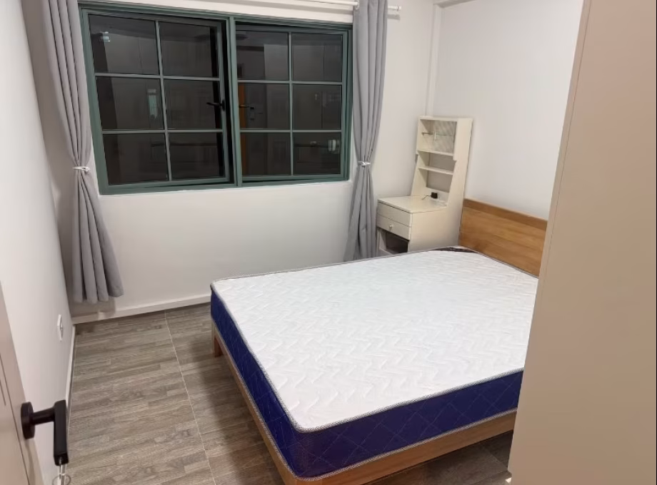 单间出租 • 芽笼 •  Camellia Lodge • S$1300 • 住宅公寓 • 普通房 照片