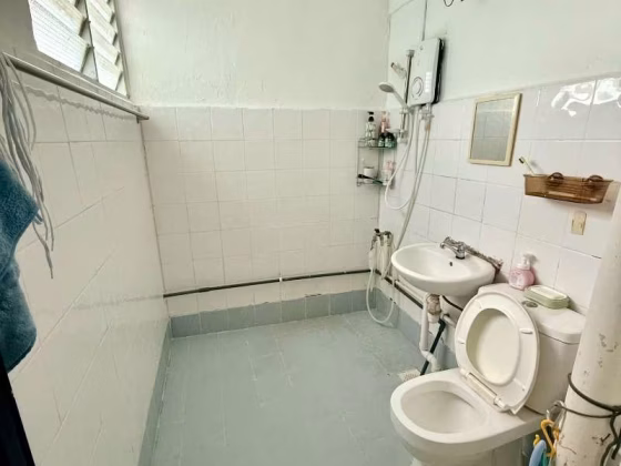 单间出租 • 淡滨尼 • 272 Tampines Street 22 • S$650 • 4房(3臥室) • 主人房 照片