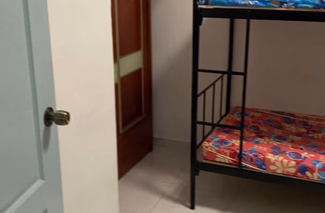 单间出租 • 盛港 • 247 Compassvale Road • S$550 • 4房(3臥室) • 床位出租