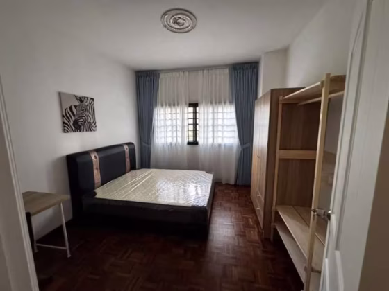 单间出租 • 诺维娜 •  Shan Gate Apartments • S$1300 • 住宅公寓 • 普通房 照片