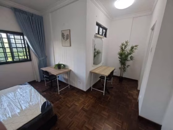 单间出租 • 诺维娜 •  Shan Gate Apartments • S$1300 • 住宅公寓 • 普通房 照片