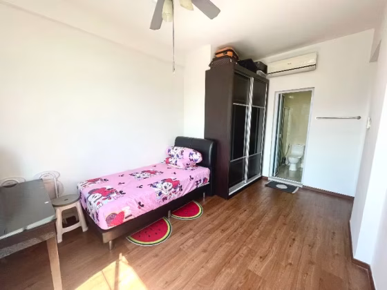 单间出租 • 裕廊东 •  Parc Oasis • S$1500 • 住宅公寓 • 普通房 照片