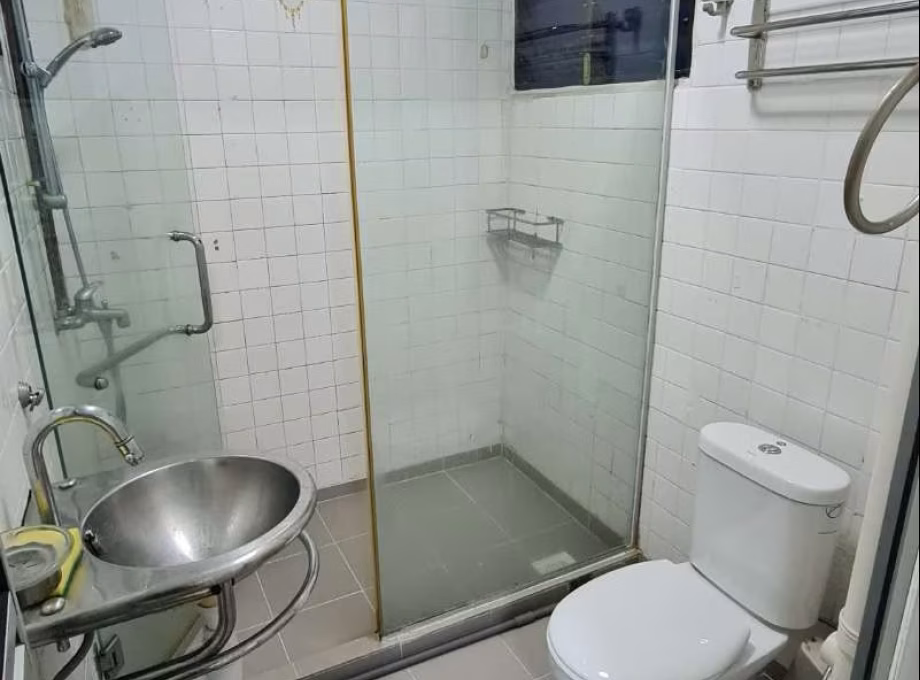 单间出租 • 淡滨尼 • 286 Tampines Street 22 • S$1500 • 4房(3臥室) • 主人房 照片
