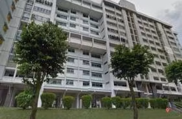 单间出租 • 兀兰 • 342 Woodlands Avenue 1 • S$550 • 执行组屋 • 床位出租