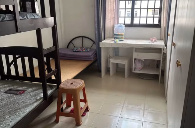 单间出租 • 义顺 • 148 Yishun Street 11 • S$560 • 4房(3臥室) • 普通房